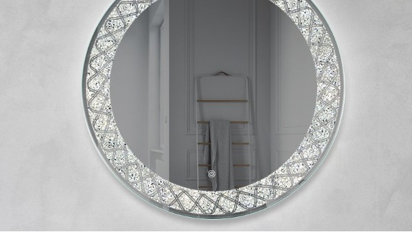 智能LED镜子，让卫生间焕发智慧光芒