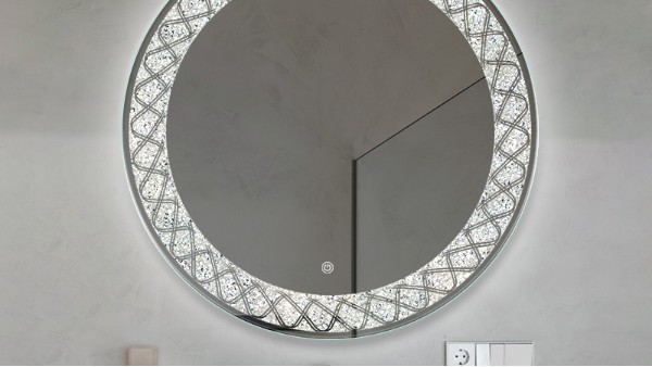 照亮每一刻，LED智能浴室镜带你领略智能生活新境界